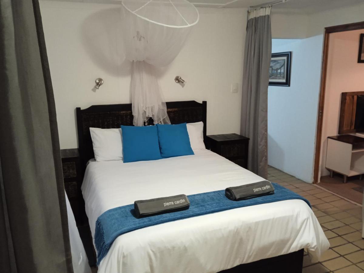 Geckos B&B And Self-Catering Coffee Bay Eksteriør billede