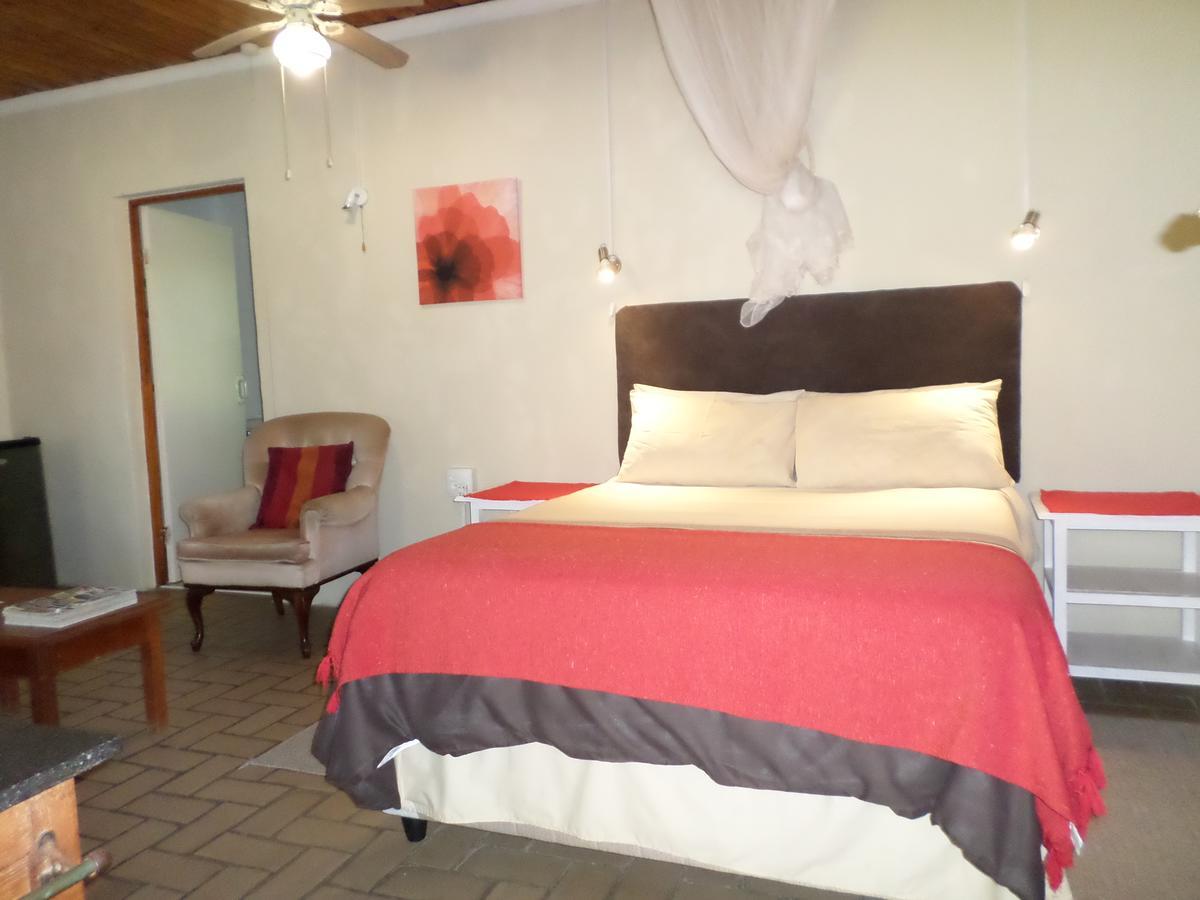 Geckos B&B And Self-Catering Coffee Bay Eksteriør billede