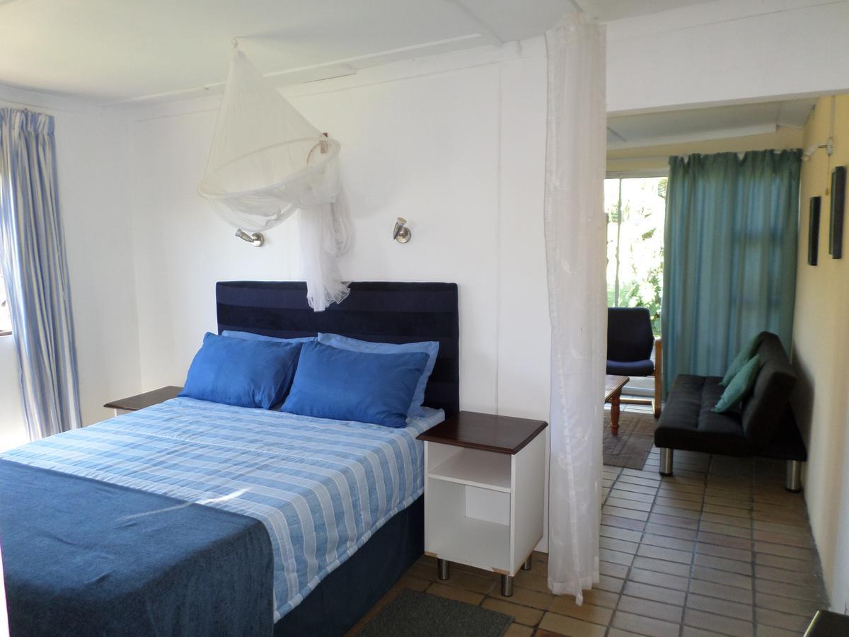 Geckos B&B And Self-Catering Coffee Bay Eksteriør billede